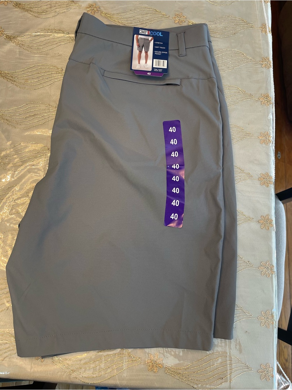 32 Degrees Cool Men's Gray Performance Golf Shorts - Size 40